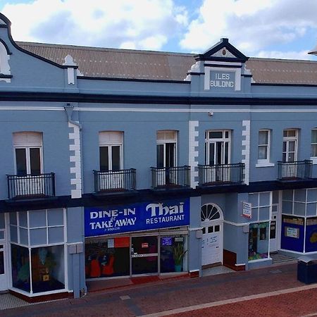 Geraldton Backpackers Hostel Exterior photo