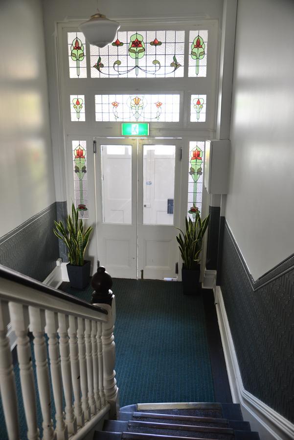 Geraldton Backpackers Hostel Exterior photo